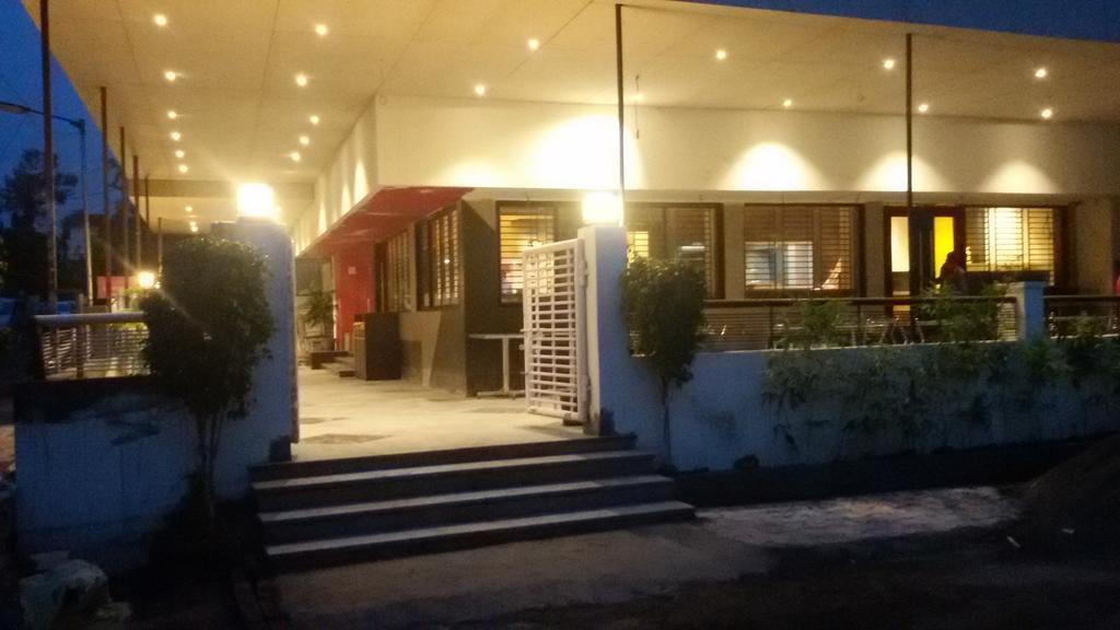 Hotel Vijay Residency Aurangabad  Eksteriør billede
