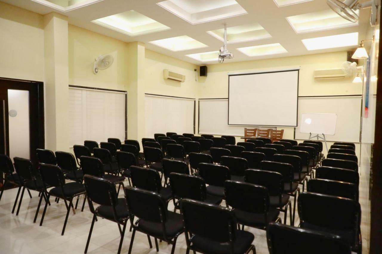 Hotel Vijay Residency Aurangabad  Eksteriør billede